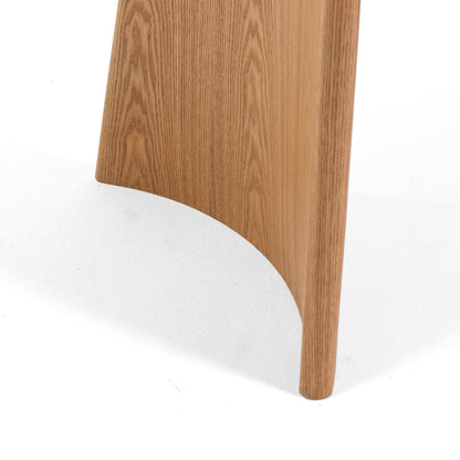 Filippo – tavolo in melaminico effetto legno con gambe curve