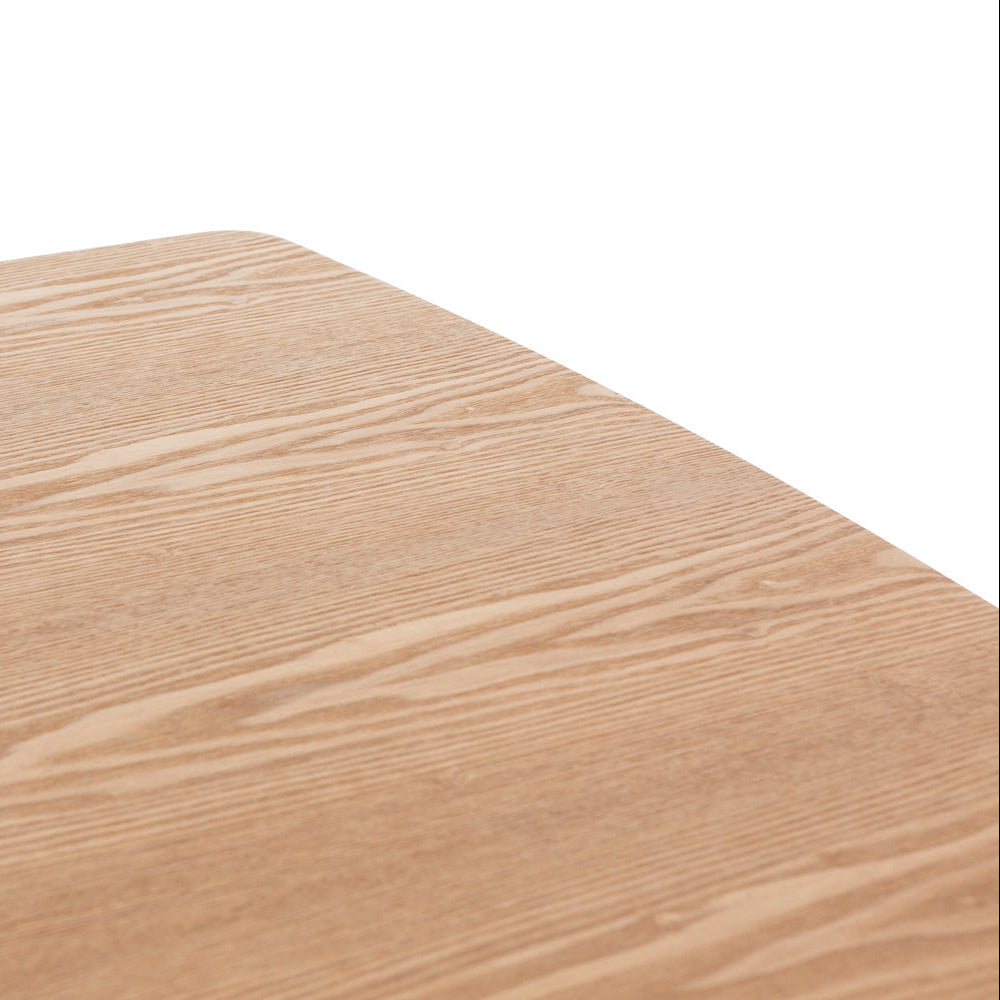 Filippo – tavolo in melaminico effetto legno con gambe curve