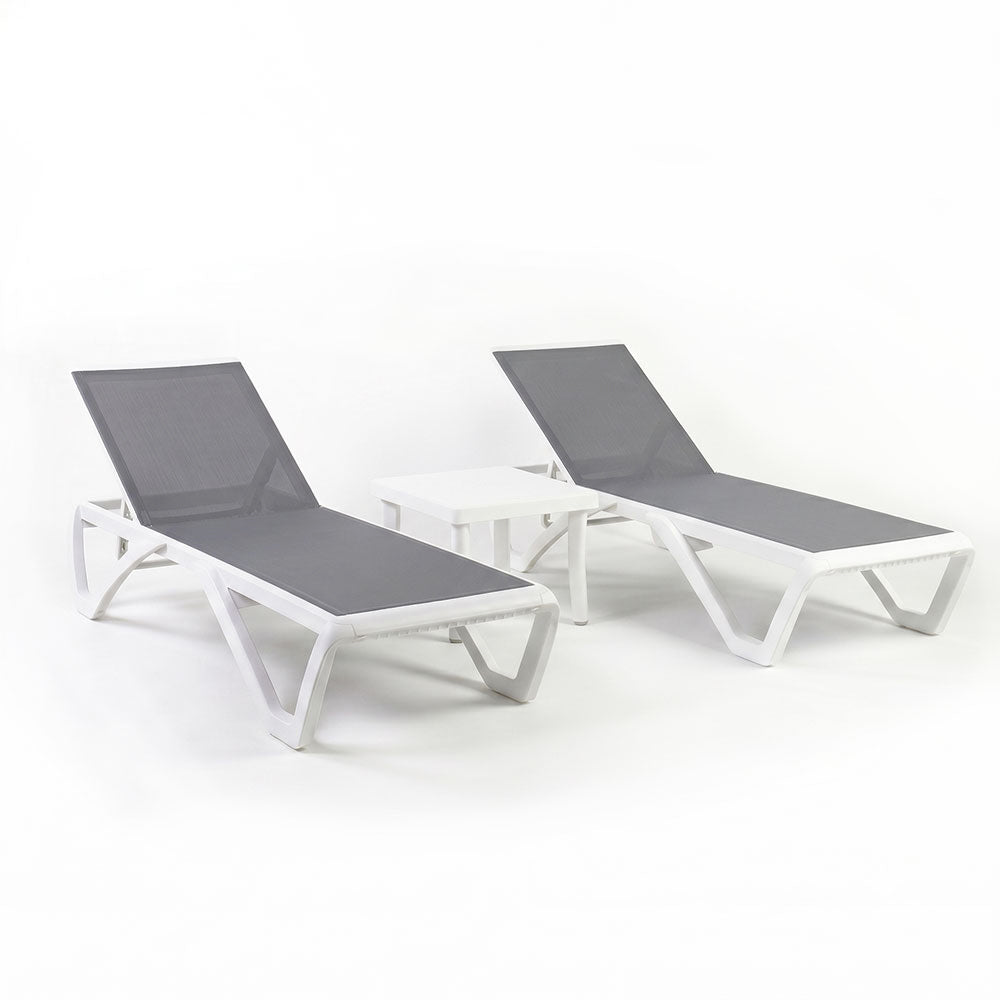LIEGESTÜHLE COSTA MIT TISCH